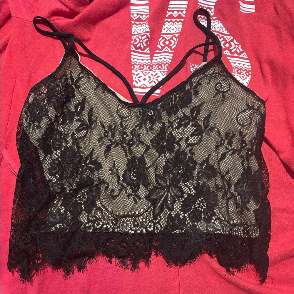 Lace cropped tank